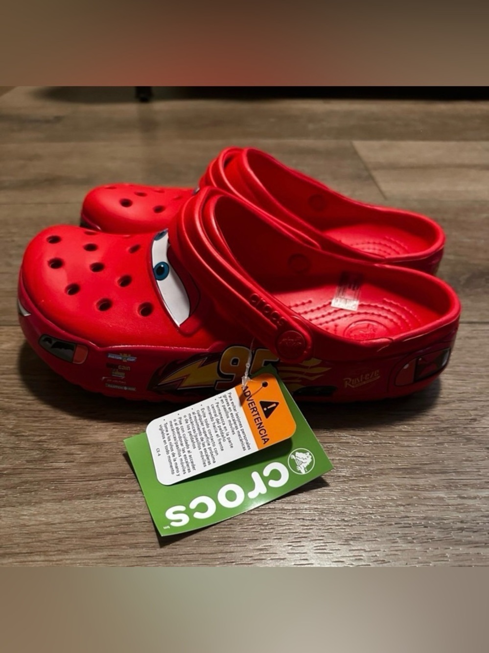 Cars x Crocs Classic Clog 'Lightning McQueen' - Picture 3 of 5